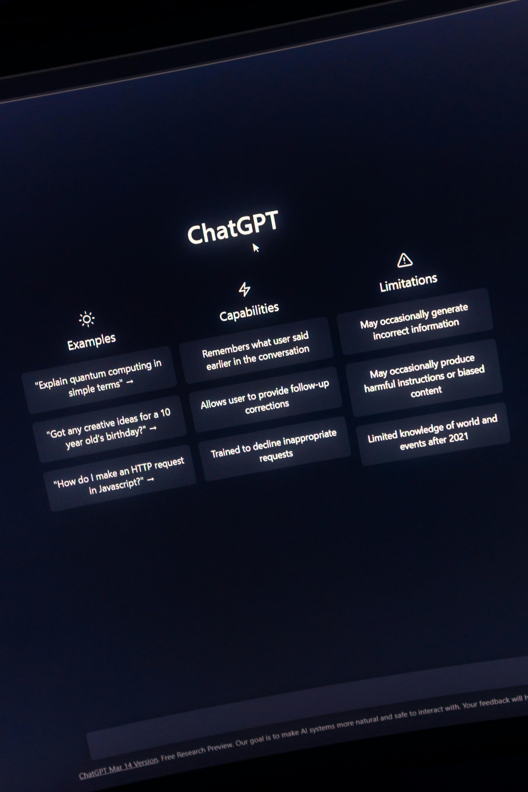 ChatGPT interface displaying examples, capabilities, and limitations.